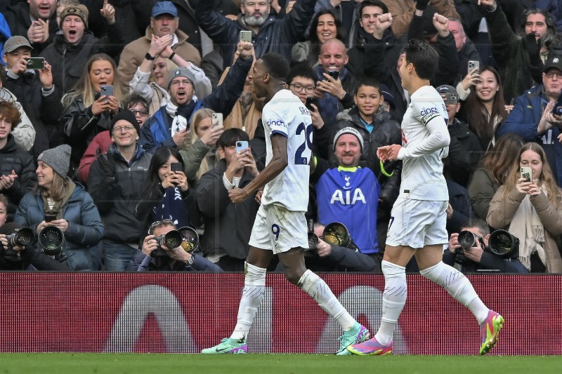 Tottenham i Fulham izborili 16-inu finala FA kupa