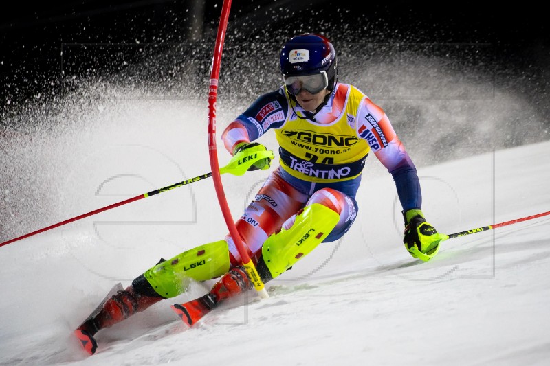 Adelboden, veleslalom (m): Odermatt najbrži, Zubčić 12. nakon prve vožnje 