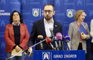 Redovita konferencije gradončelnika Tomaševića u OŠ Voltino
