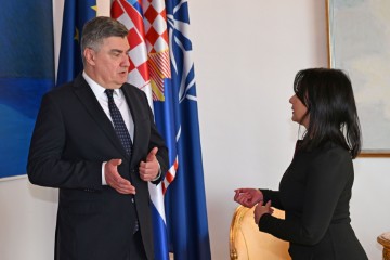 Predsjednik Milanović razgovarao s predstavnicima Tehničke škole Ruđera Boškovića