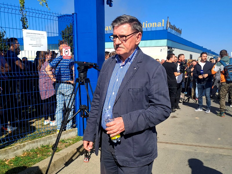 Probe underway in Osijek plastics processing company fire, owner arrested