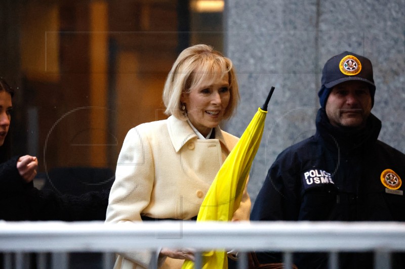 Počelo svjedočenje E. Jean Carroll u građanskoj tužbi protiv Trumpa