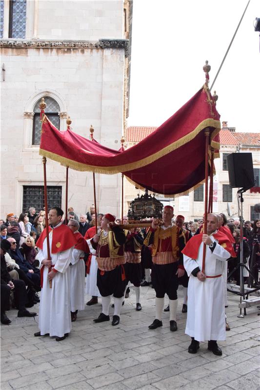 Festivity of Saint Blaise begins