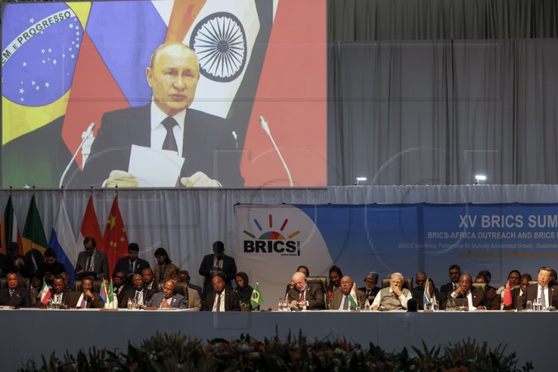 Kremlj žali zbog argentinske odluke da se ne priključi BRICS-u