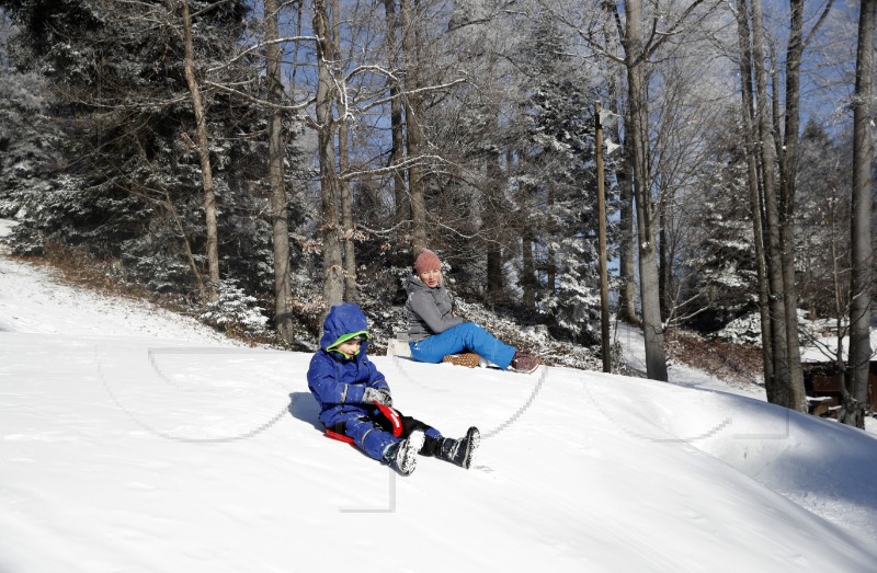 U nedjelju i ponedjeljak besplatno skijanje na Sljemenu