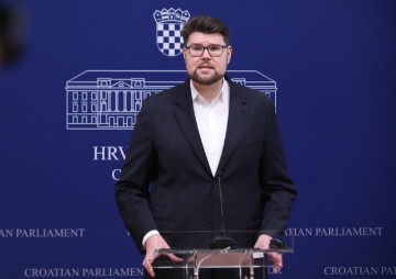 Konferencija za medije Peđe Grbina