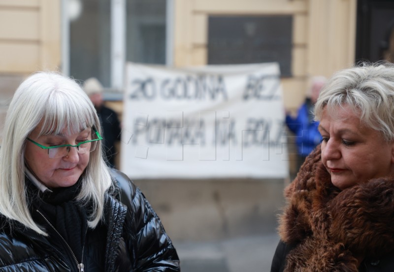 Udruge za zaštitu okoliša održale konferenciju za novinare ispred Gradske skupštine