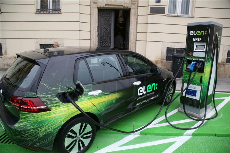 Fond: 15 milijuna eura za sufinanciranje kupnje energetski učinkovitih vozila