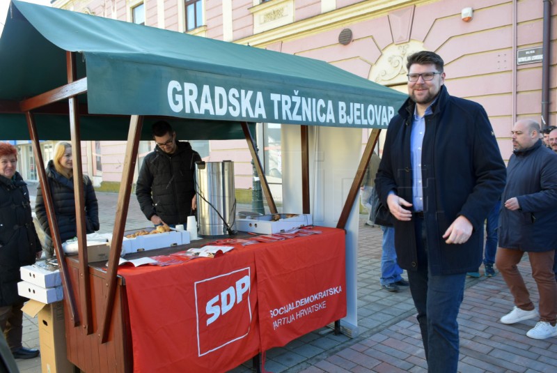 Predsjednik SDP-a Peđa Grbin predstavio program stranke u Bjelovaru