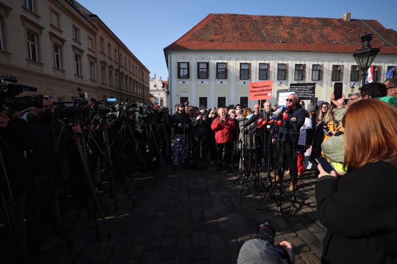 Prosvjed protiv "zakona opasnih namjera" u Zagrebu