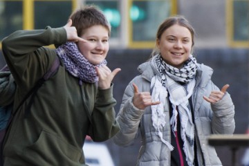 BRITAIN COURT THUNBERG