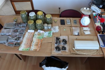 Rovinj: Policija zaplijenila 10,5 kilograma raznih droga