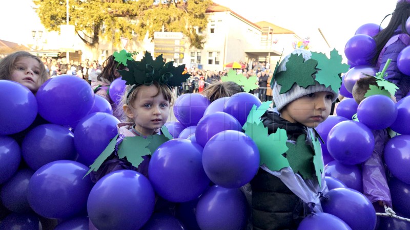 U pokladnoj povorci 30. Đakovačkih bušara 1.700 maski