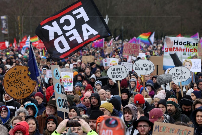 Pola milijuna ljudi prosvjedovalo protiv desnice u Njemačkoj