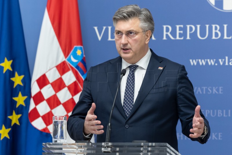 Plenković: Reakcije na prijedlog Turudića za GDO su pokušaj udara na Vladu (2)