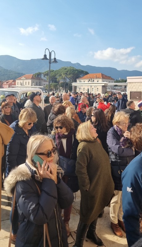 Načelnik općine Jelsa: Vratili smo u posjed zgradu Depandansa