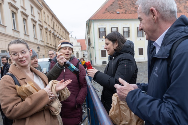 Možemo!: Nastavak prosvjeda na Markovom trgu