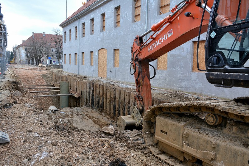 Karlovac: Zbog štete od radova u Zvijezdi pokrenuta petici