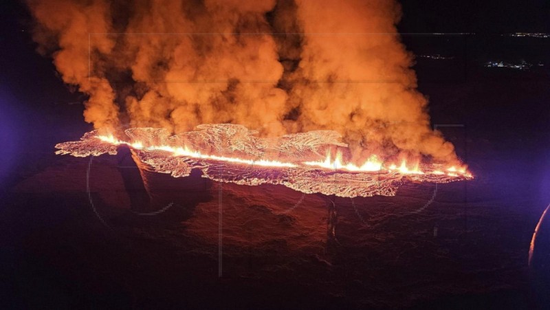 Island: Vulkanska erupcija jenjava, stanovnici bez tople vode