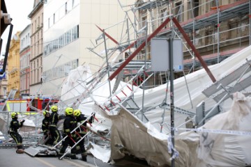 Policija: Pala skela u Petrinjskoj ulici 30, u centru Zagreba 