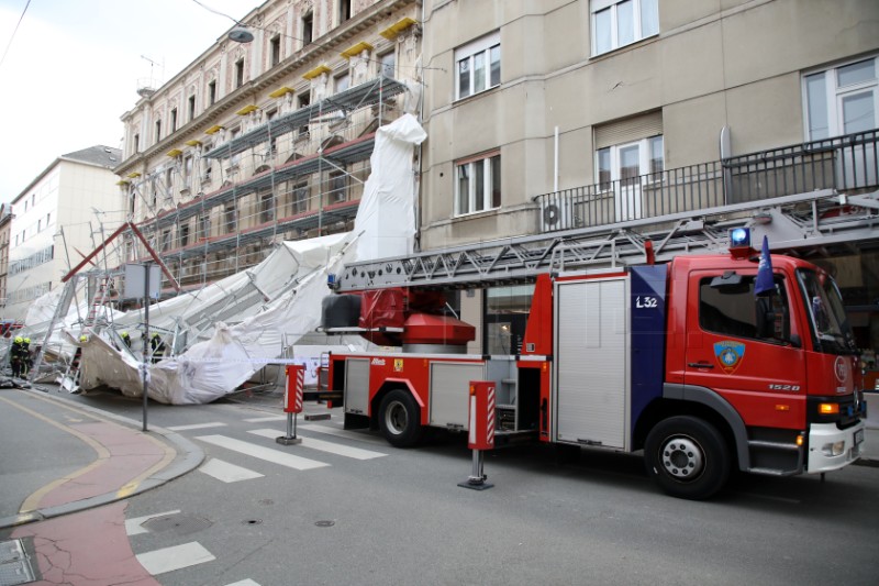 Pala skela u Petrinjskoj ulici 30, u centru Zagreba