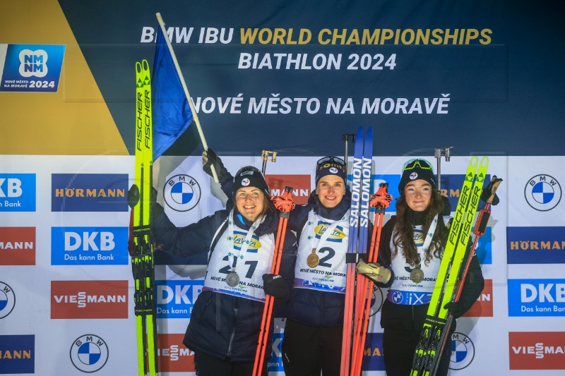 SP biatlon: Sve tri medalje Francuskinjama, Kožica 73.