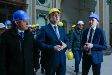 Plenković u obilasku zgrada u obnovi