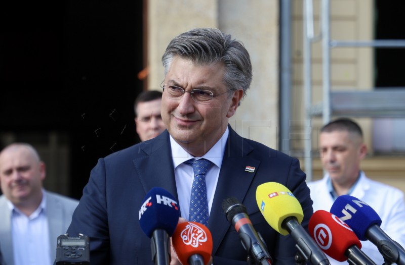 Plenković u obilasku zgrade gradilišta Učiteljskog fakulteta