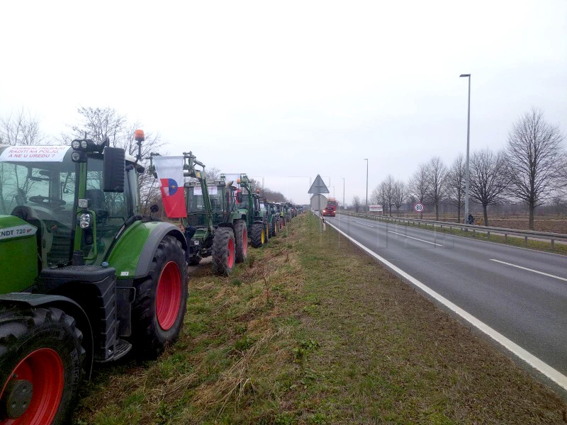 Prosvjed u Čakovcu: Počelo okupljanje međimurskih i varaždinskih OPG-ovaca