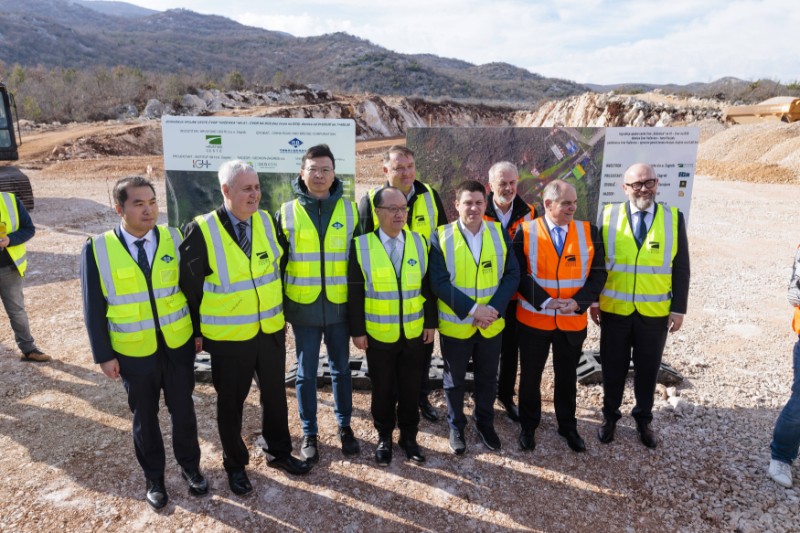 Svečano uvođenje izvođača u posao na tunelu Kozjak