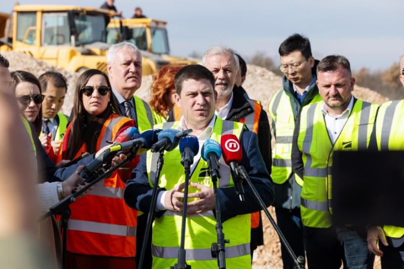 Svečano uvođenje izvođača u posao na tunelu Kozjak