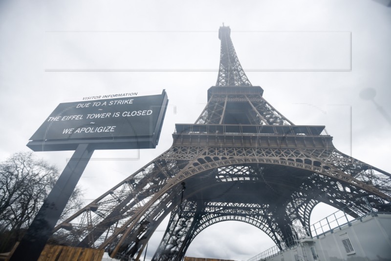 FRANCE STRIKE EIFFEL TOWER