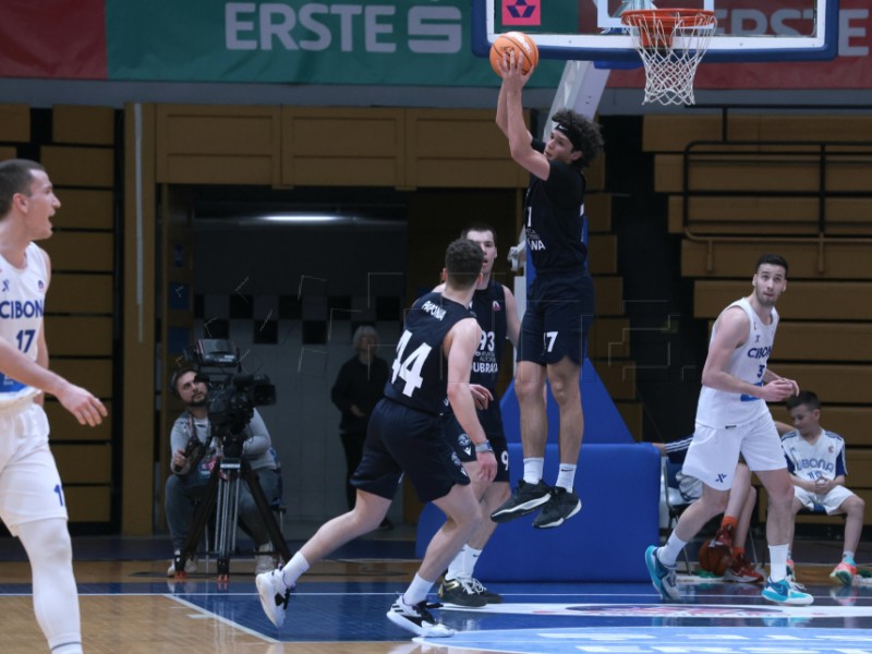 Utakmica 21. kola prvenstva Hrvatske za košarkaše Cibona - Dubrava