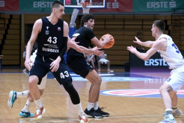 Utakmica 21. kola prvenstva Hrvatske za košarkaše Cibona - Dubrava