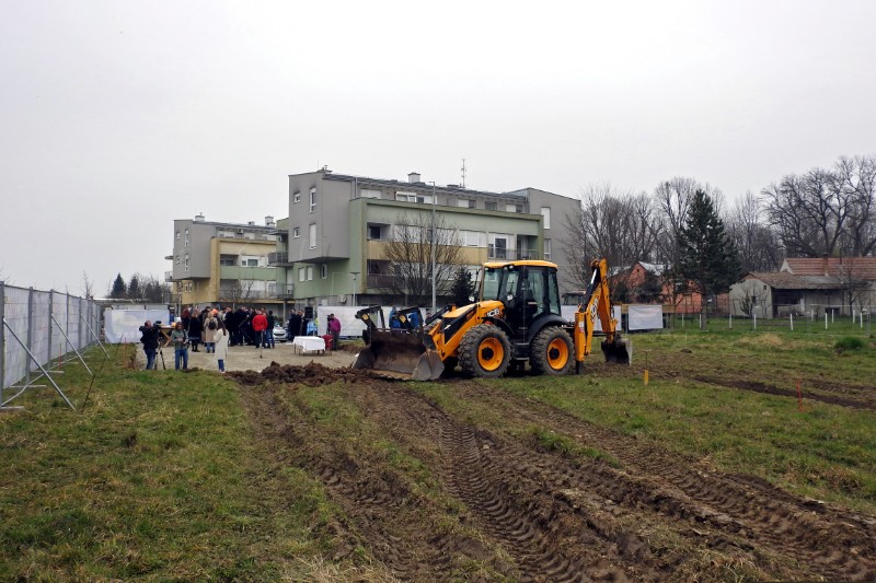 Ministar Bačić položio kamen temeljac nove stambene zgrade