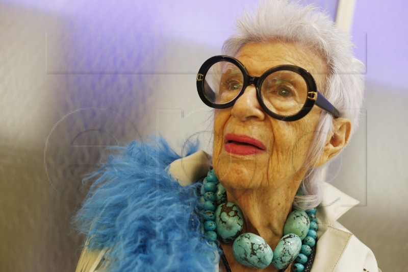 (FILE) PEOPLE IRIS APFEL OBIT