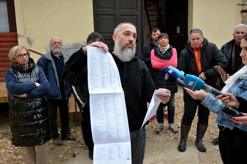 Stanovnici i obrtnici u Zvijezdi ogorčeni i zabrinuti za svoju budućnost