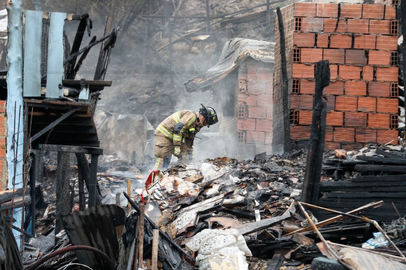 COLOMBIA FIRE