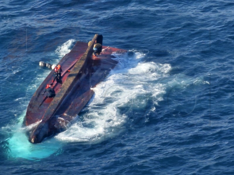 SOUTH KOREA CAPSIZED SHIP