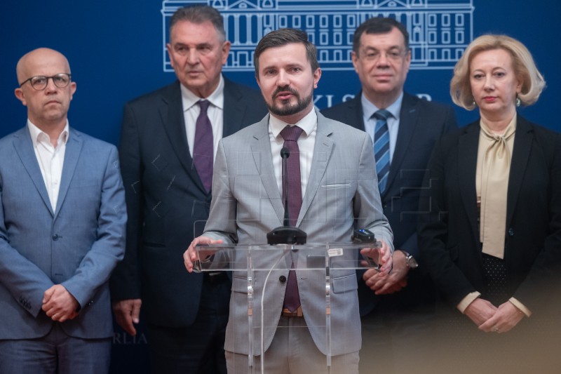 Konferencija za medije Kluba zastupnika Fokusa i Reformista te Kluba zastupnika IDS-a