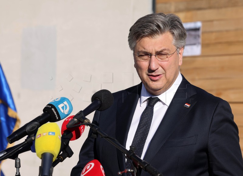 Plenković obilšao Centar za gospodarenje otpadom Biljane Donje