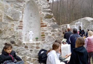 Hodočašće na Moslavačkoj gori kod pavlinskog samostana iz 13. st.