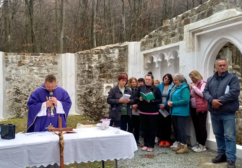 Hodočašće na Moslavačkoj gori kod pavlinskog samostana iz 13. st.