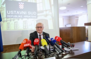 Ustavni sud: Predsjednik RH ne može biti kandidat na izborima