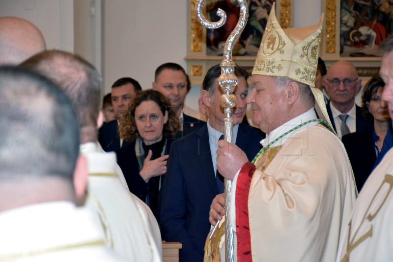 Posvećena obnovljena katedrala i oltar sv. Terezije Avilske