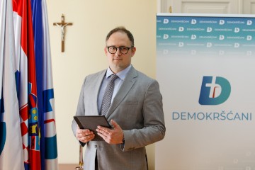 Predstavljena nova politička stranka Demokršćani