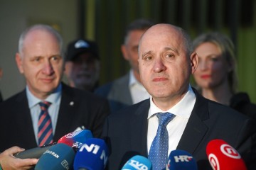 Split: Konferencija za medije prije sastanka HDZ-a