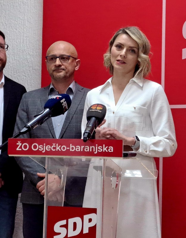 Predstavljeni SDP-ovi kandidati na izborima za zastupnike u Hrvatski sabor iz OBŽ