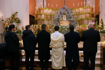 Andrej Plenković na Hvaru u procesiji Za križen