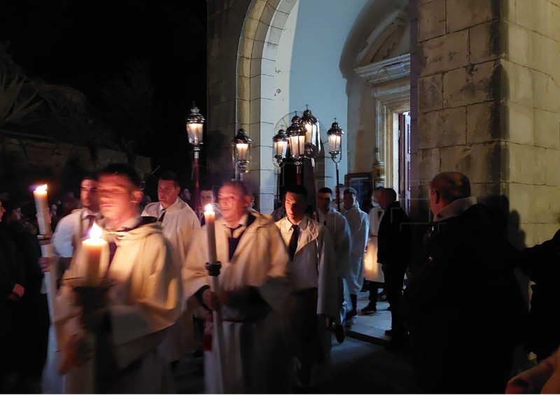 Andrej Plenković na Hvaru u procesiji Za križen